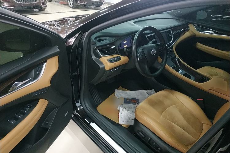 Used Buick LaCrosse 2018 28T Luxury Edition
