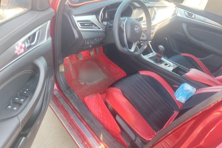 Used Changan Eado 2019 High-Energy Edition 1.6L GDI Manual Pioneer Model China VI Standard