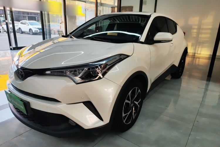 Used Toyota C-HR 2018 2.0L Leading with Sunroof China V Standard