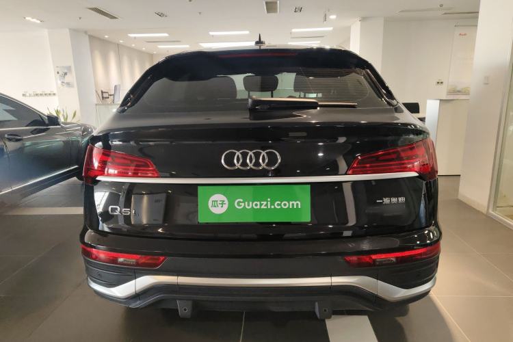 Used Audi Q5L Sportback 2022 40 TFSI Luxury Model
