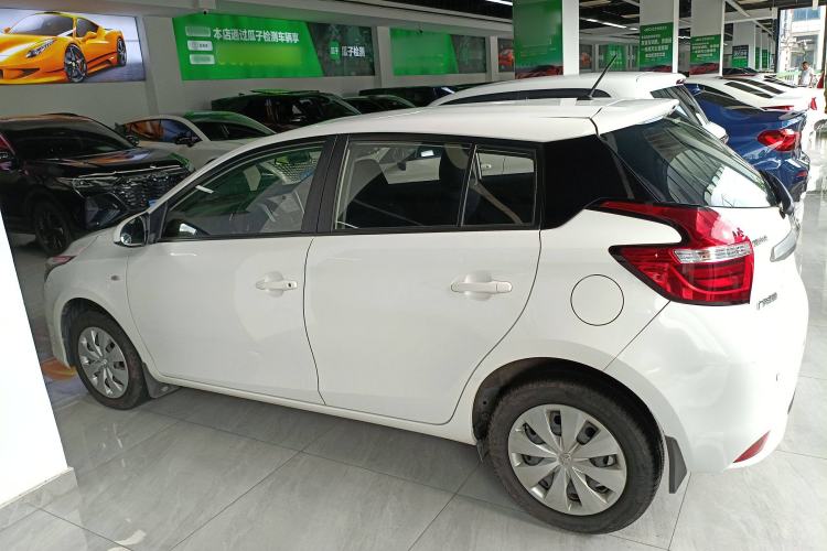 Used Toyota YARiS L 2019 1.5E CVT Dynamic Edition China VI compliant
