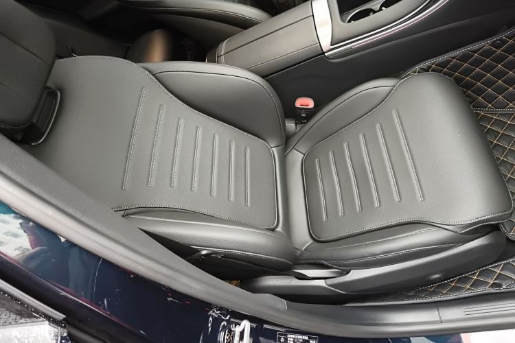 Used Mercedes-Benz C-Class 2023 Restyled C 260 L Sport Edition
