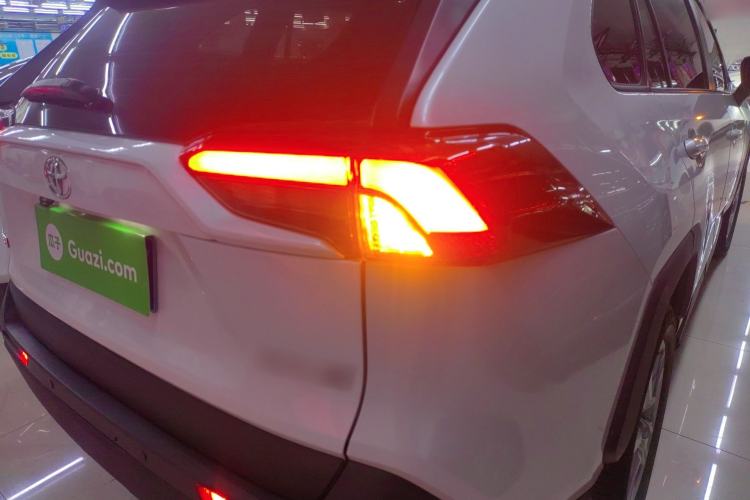 Used Toyota RAV4 2021 2.0L CVT Two-Wheel Drive Urban Edition
