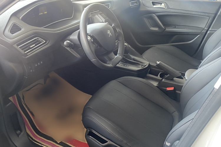 Used Peugeot 308 2018 1.6L Automatic Fashion Edition
