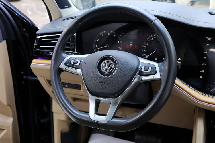 Used Volkswagen Touareg 2019 3.0 TSI Advanced Version China V Standard