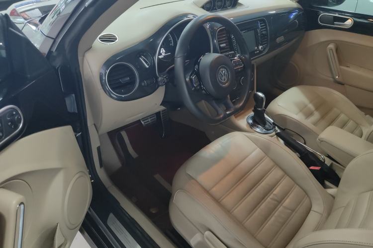 Used Volkswagen Beetle 2013 1.4TSI Luxury Model
