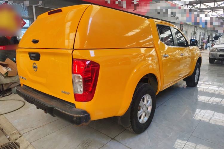 Used Nissan Navara 2021 2.5L Facelift Manual Transmission 4x4 Comfort Version QR25
