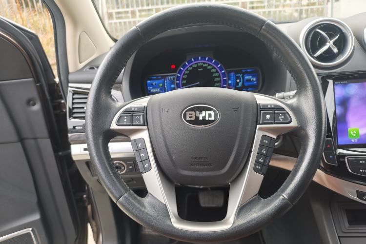 Used BYD S7 2017 2.0T Automatic Luxury Model
