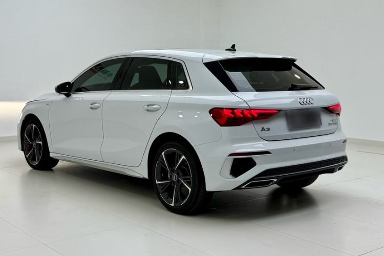 Used Audi A3 2024 Sportback 35 TFSI Fashionable Sports Model
