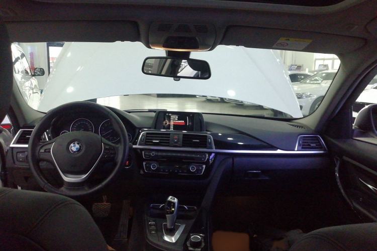 Used BMW 3 Series 2017 320Li Fashion Model
