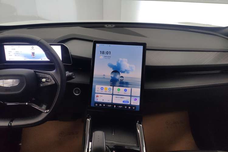 Used Geely Auto Emgrand X7 Sport 2023 Boyue COOL 1.5TD Smart Model
