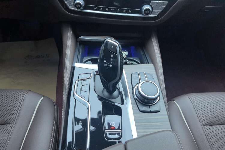 Used BMW 5 Series 2022 Restyled 530Li Leading Edition M Sport Package
