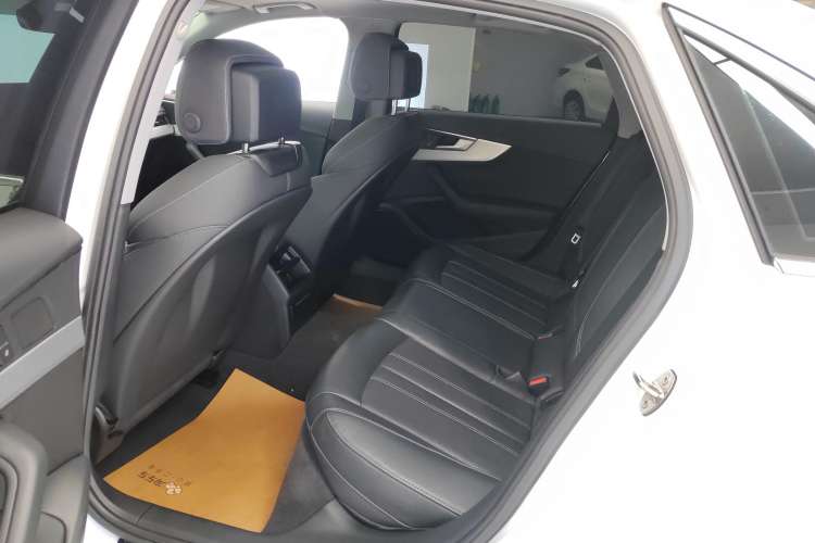 Used Audi A4L 2023 40 TFSI Fashion Dynamic Model