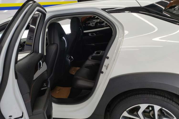 Used Lynk & Co 02 2018 1.5T DCT Two-Wheel Drive Pro Version China V Emission Standard
