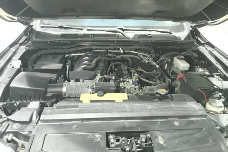 Used Nissan Terra 2018 2.5L Automatic 2WD Luxury Edition
