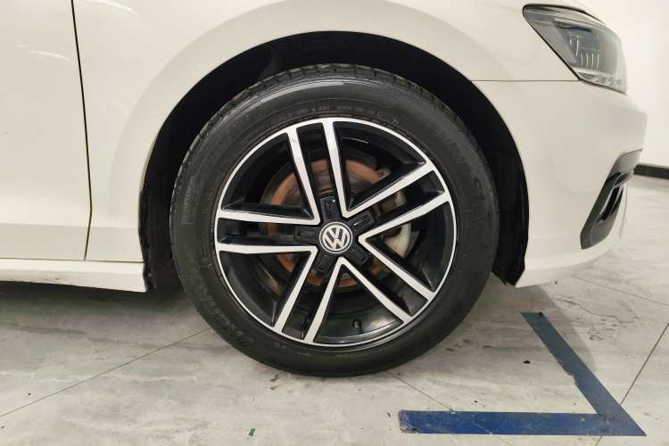 Used Volkswagen Lamando 2019 280TSI DSG Comfort Edition China VI standard
