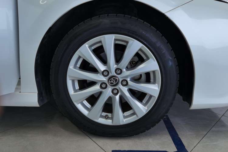 Used Toyota Camry 2018 2.0G Luxury Edition
