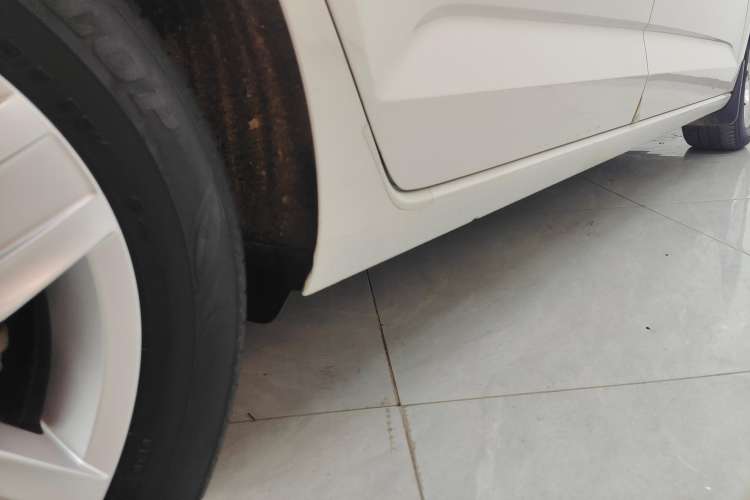 Used Volkswagen Touran 2016 Touran L 280TSI DSG Style Edition
