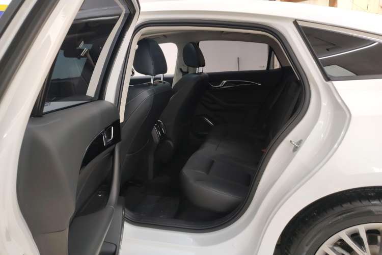 Used Bestune B70 2023 Third Generation 1.5T Automatic Enjoyment Version
