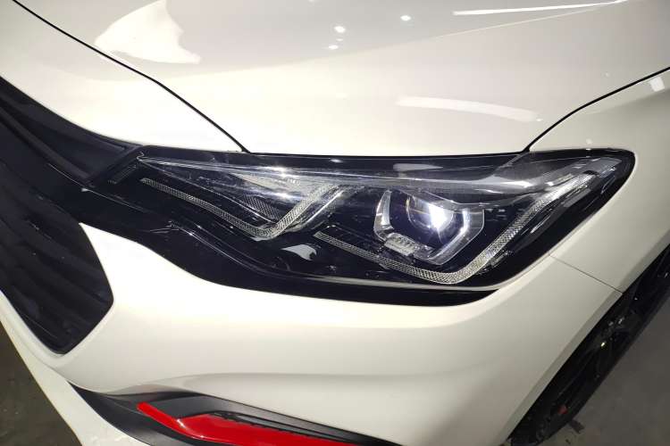 Used Chevrolet Monza 2019 Redline 320T Dual-Clutch Joyful Edition China VI Standard
