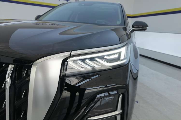 Used Hongqi HS5 2023 2.0T Qixiang Pro Edition
