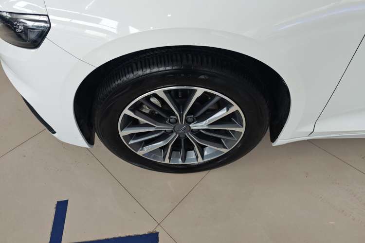 Used Geely Auto Preface 2023 2.0TD Luxury Version
