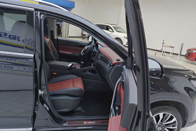 Used FORTHING T5 2018 230T Manual Smart Enjoyment Model
