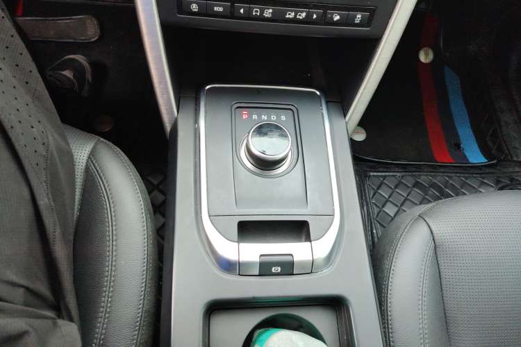 Used Land Rover Discovery Sport 2018 240 PS SE Version
