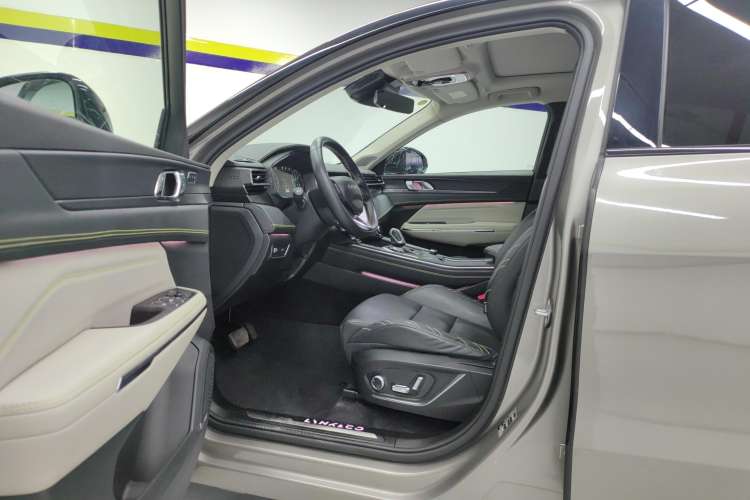 Used Lynk & Co 05 2020 2.0TD Two-Wheel Drive Shine Halo
