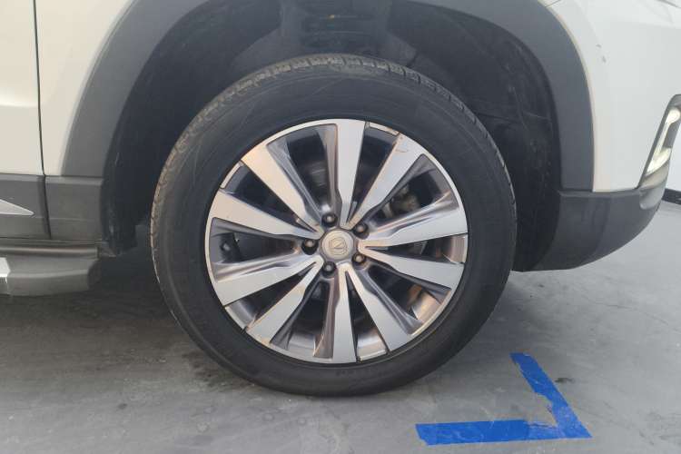 Used Changan CS95 2017 2.0T Two-Wheel Drive Zhitu Edition
