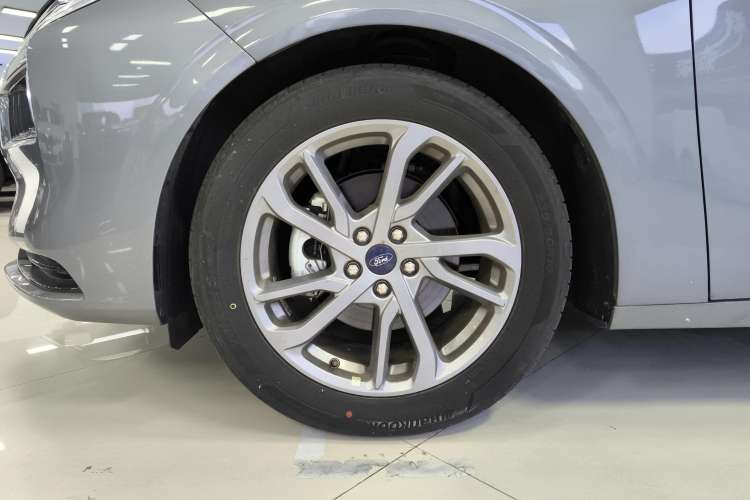 Used Ford Mondeo 2023 EcoBoost 180 Luxury Model
