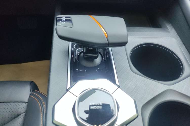 Used Changan UNI-V 2024 1.5T Prestige Edition
