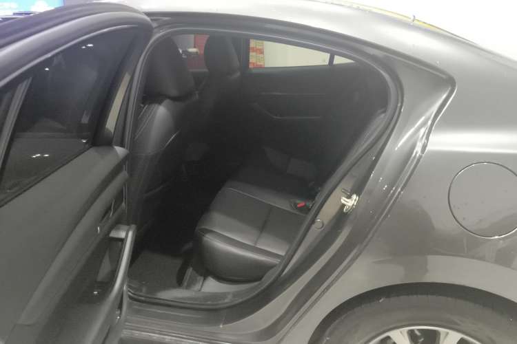 Used Mazda Mazda 3 Axela 2023 2.0L Automatic Zhiqing Edition