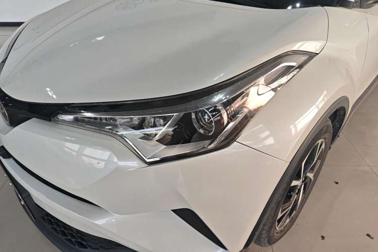 Used Toyota C-HR 2020 2.0L Leading Edition
