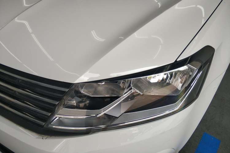 Used Volkswagen Lavida 2017 1.6L Manual Fashion Edition
