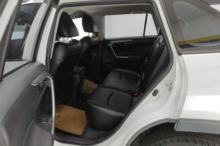 Used Toyota RAV4 2022 2.0L CVT Two-Wheel Drive Urban Edition
