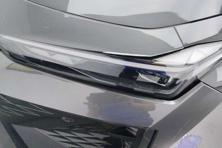 Used Changan UNI-V 2024 1.5T Prestige Edition
