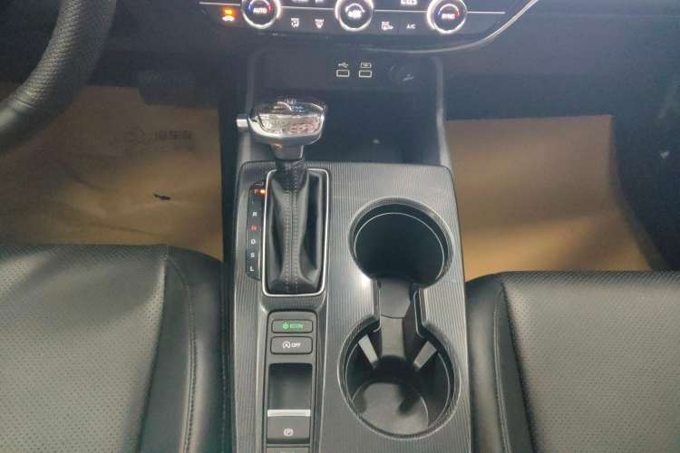 Used Honda Civic 2023 240TURBO CVT Dynamic · Center Stage Special Edition
