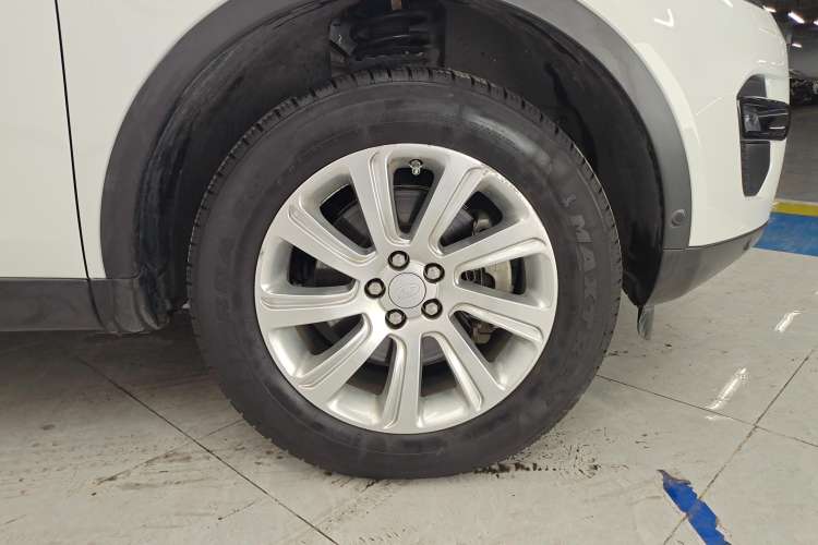 Used Land Rover Discovery Sport 2018 240 PS PURE Edition
