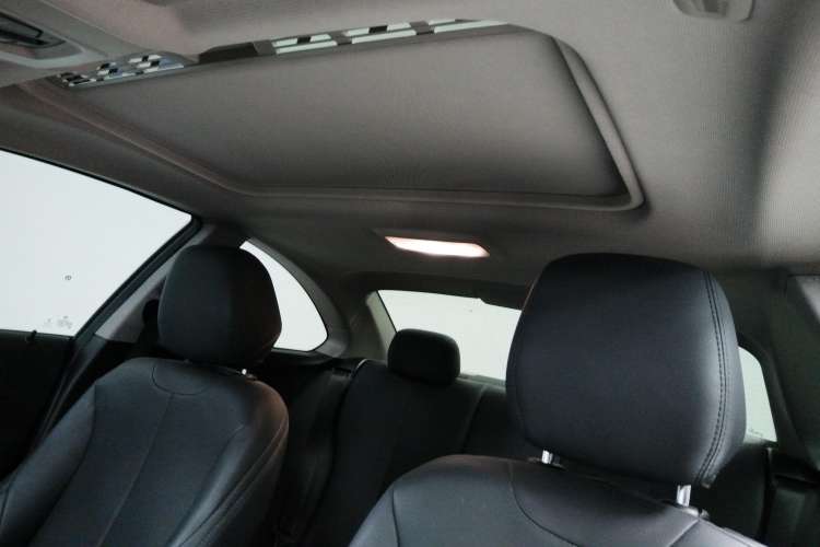 Used BMW 2 Series 2018 220i Sport Design Package