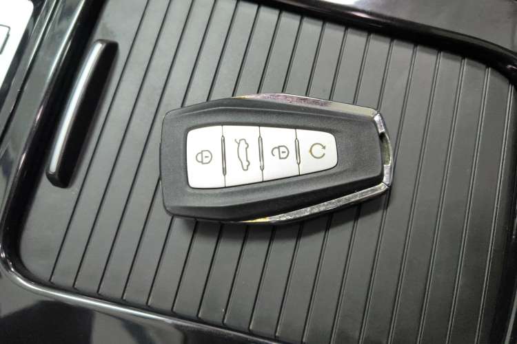 Used Geely Auto Emgrand GS 2020 1.4T CVT Ya
