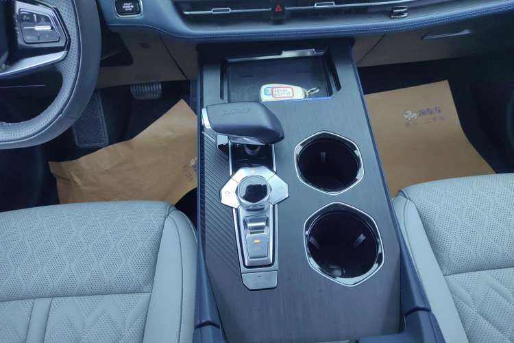 Used Changan UNI-K iDD 2022 Blue Whale iDD 130km 1.5T Prestige Model
