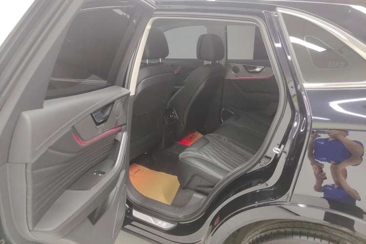 Used Hongqi HS5 2023 2.0T Qixiang Pro Edition
