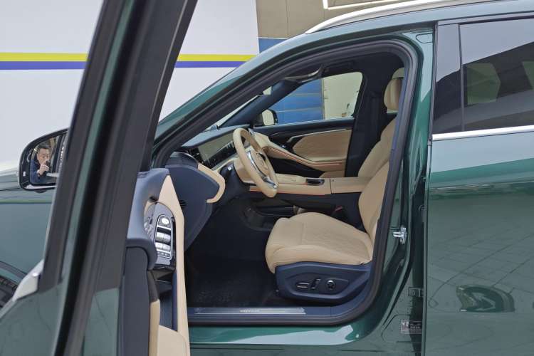 Used VOYAH FREE 2024 Ultra-Long Range Intelligent Driving Version
