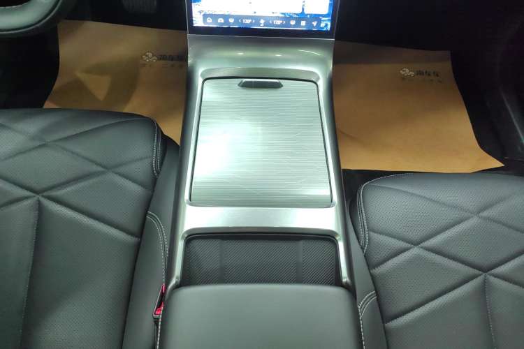 Used  L6 2024 125km PLUS Dragon Edition
