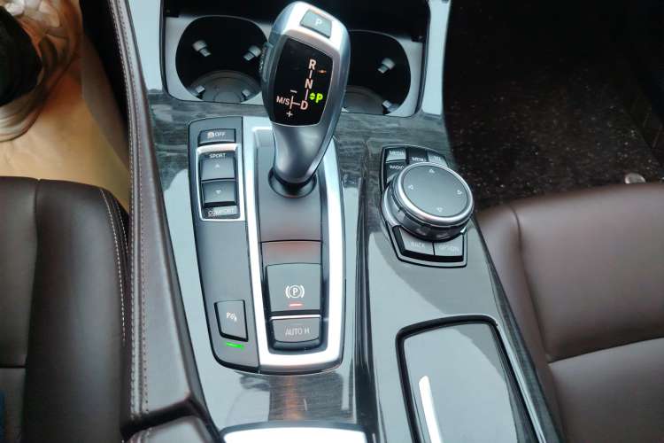 Used BMW 5 Series 2017 525Li Luxury Design Package