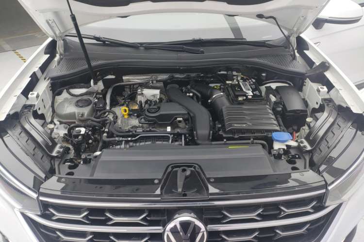 Used Volkswagen Tayron 2023 300TSI Two-Wheel-Drive Luxury Plus Advanced Edition
