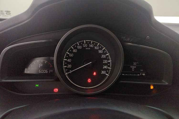 Used Mazda CX-4 2018 2.0L Automatic Two-Wheel Drive Blue Sky Dynamic Version China V Standard
