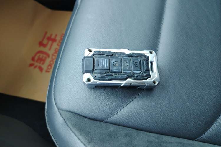 Used Volkswagen Tiguan L 2020 330TSI Automatic Two-Wheel Drive Smart Luxury Edition China VI Standard
