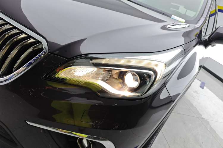 Used Buick Envision 2017 28T Four-Wheel Drive Elite Model
